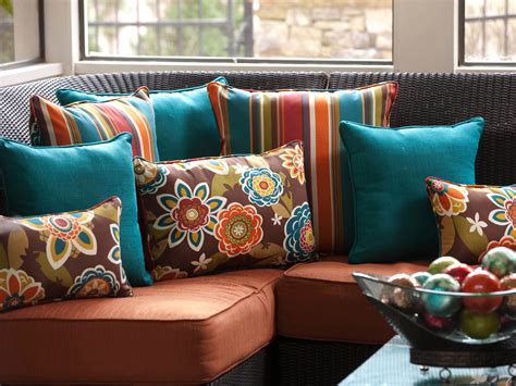 Decorative pillows living room .